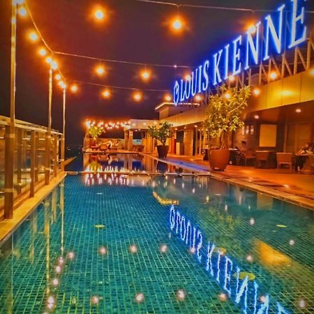 Louis Kienne Hotel Simpang Lima Semarang Bagian luar foto