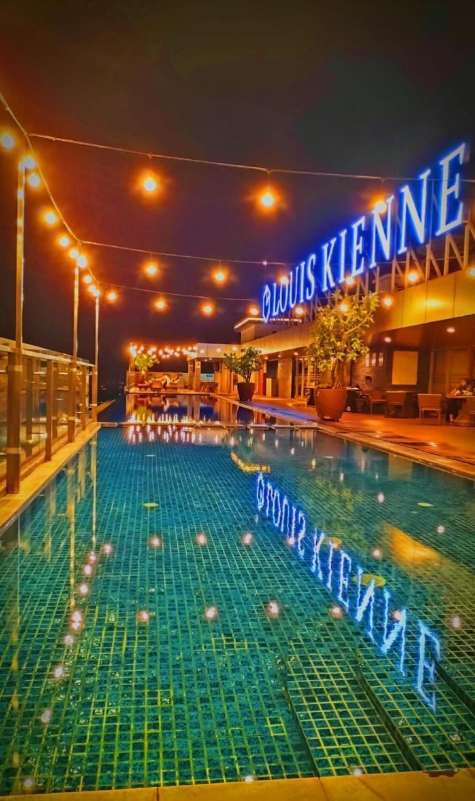 Louis Kienne Hotel Simpang Lima Semarang Bagian luar foto