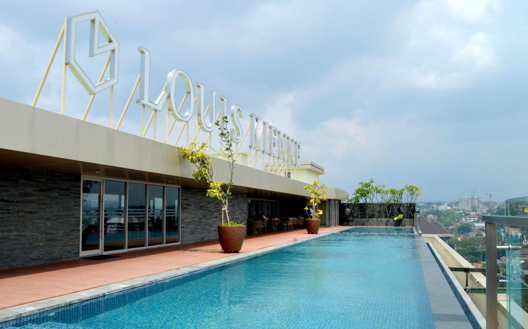 Louis Kienne Hotel Simpang Lima Semarang Bagian luar foto